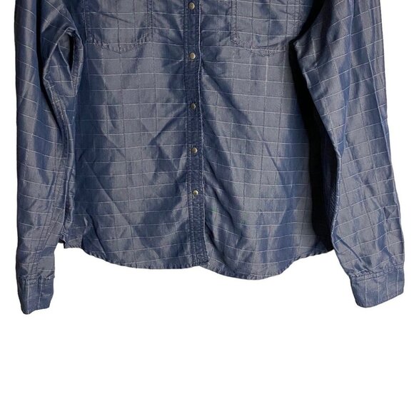 Shaver Lake Women's Patterned Chambray Button-Down Shirt - Picture 3 of 8